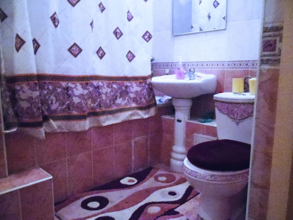 Paradise Apartment Bisjkek Rom bilde